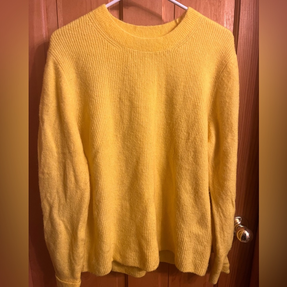 Crewneck Sweater Yellow Size L